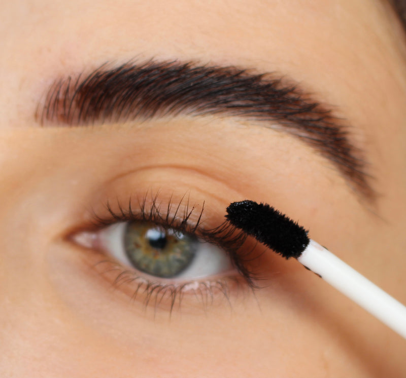 INSTANT BROW TINT